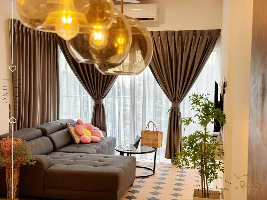 Pangsapuri Township Homey For 8-10pax At Kl Kuala Lumpur